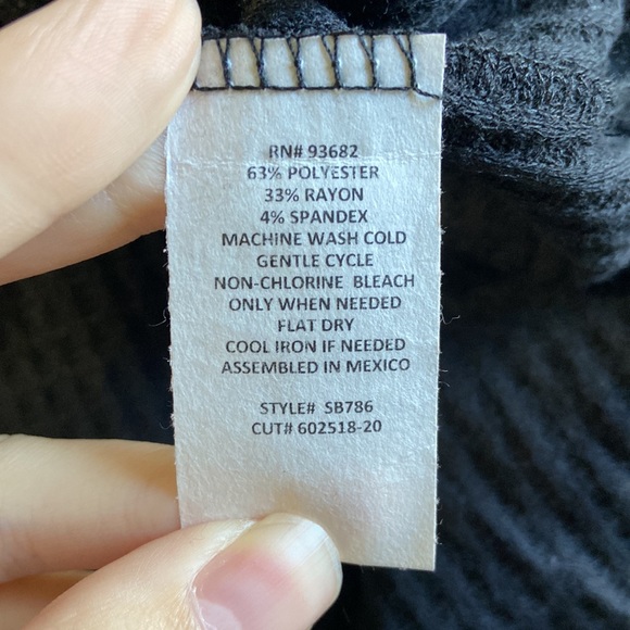 Forgotten Grace sweater - Picture 8 of 12